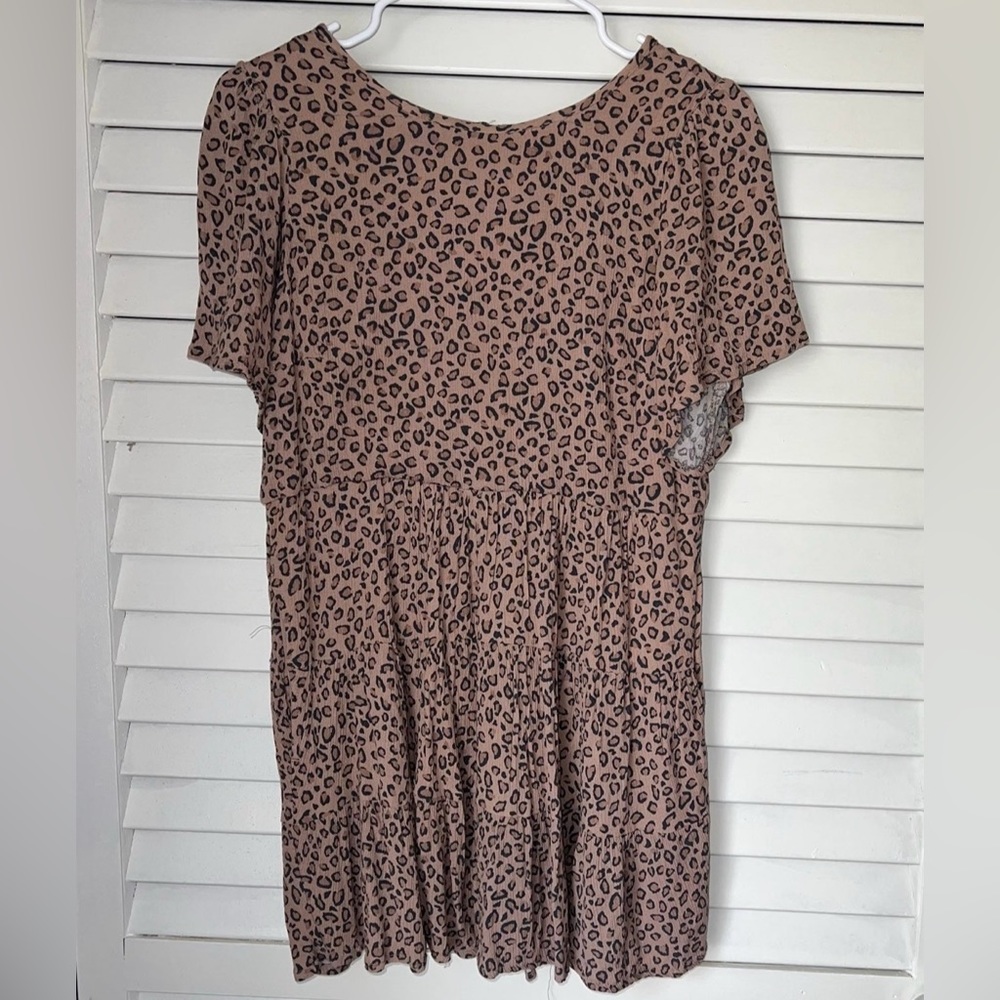 Abercrombie & Fitch Dress
Size SP
Animal print
Keyhole back
